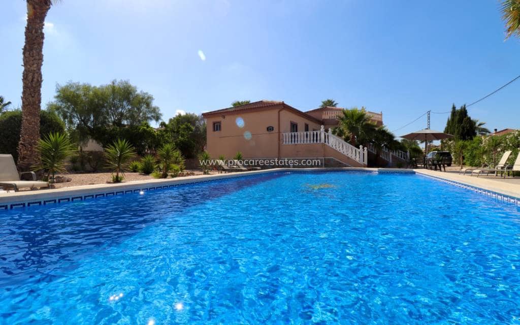 4 chambre Finca/Maison de Campagne à vendre à Catral avec piscine garage - 459 000 € (Ref: 9360905)