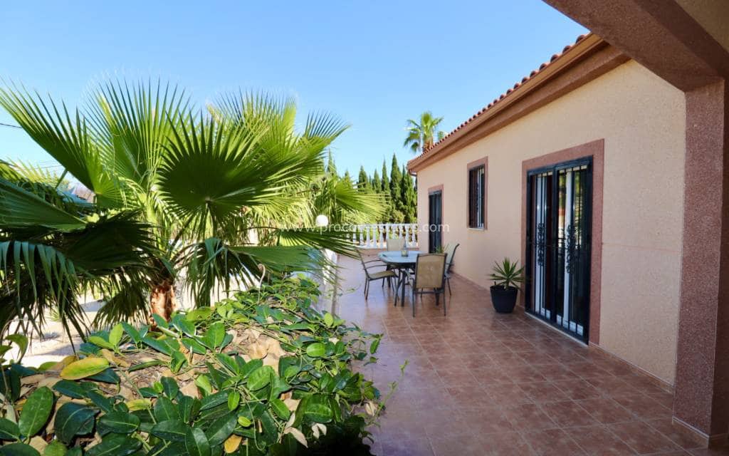 4 chambre Finca/Maison de Campagne à vendre à Catral avec piscine garage - 459 000 € (Ref: 9360905)