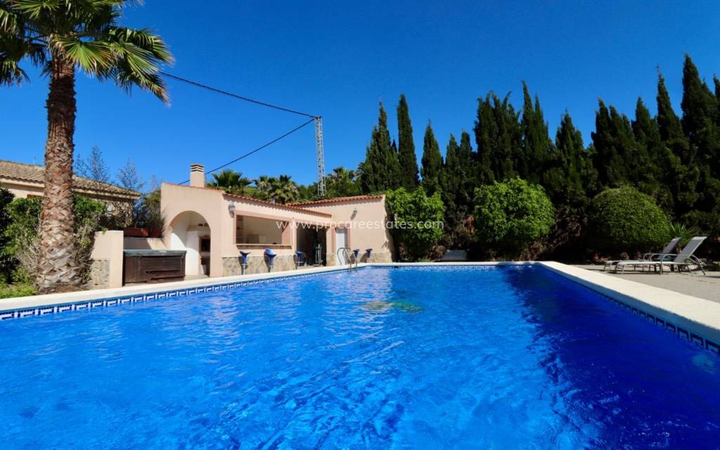 4 chambre Finca/Maison de Campagne à vendre à Catral avec piscine garage - 459 000 € (Ref: 9360905)