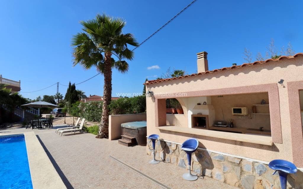 4 chambre Finca/Maison de Campagne à vendre à Catral avec piscine garage - 459 000 € (Ref: 9360905)