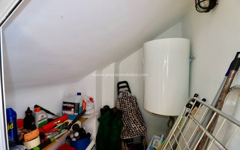 Chalet de 2 habitaciones en El Raso en venta con piscina - 215.000 € (Ref: 9449762)