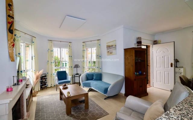 2 slaapkamer Villa te koop in El Raso, Guardamar del Segura met zwembad - € 215.000 (Ref: 9449762)