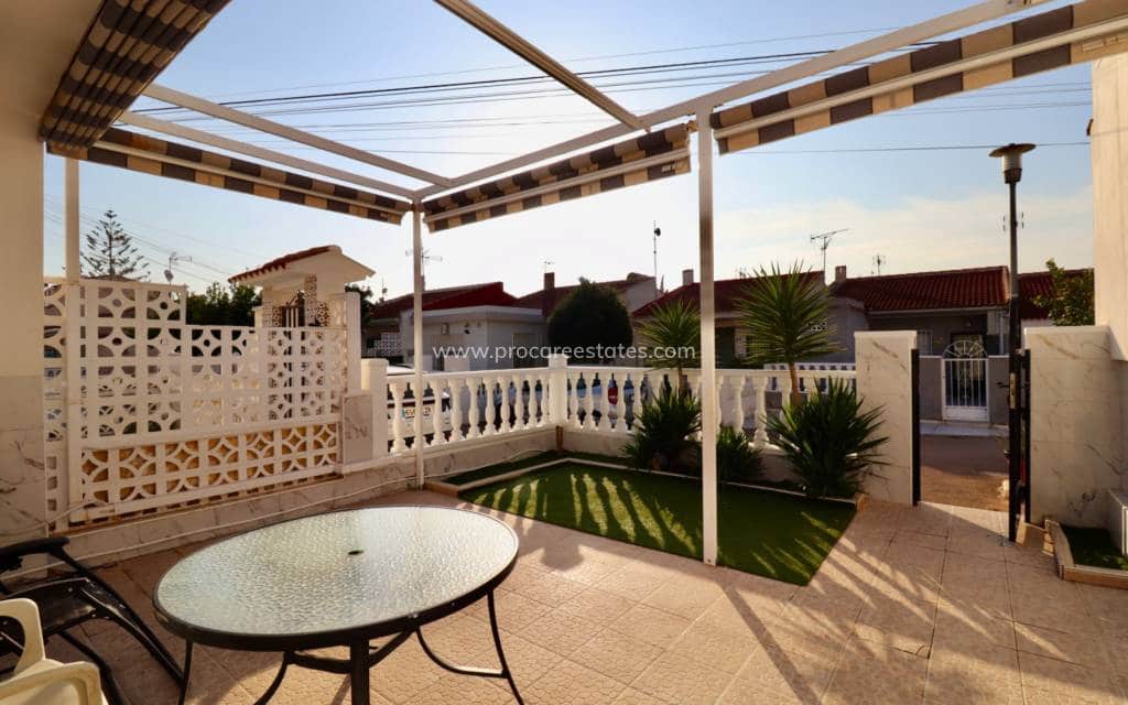 2 soverom Hus til salgs i Torrevieja med svømmebasseng - € 104 950 (Ref: 9449916)