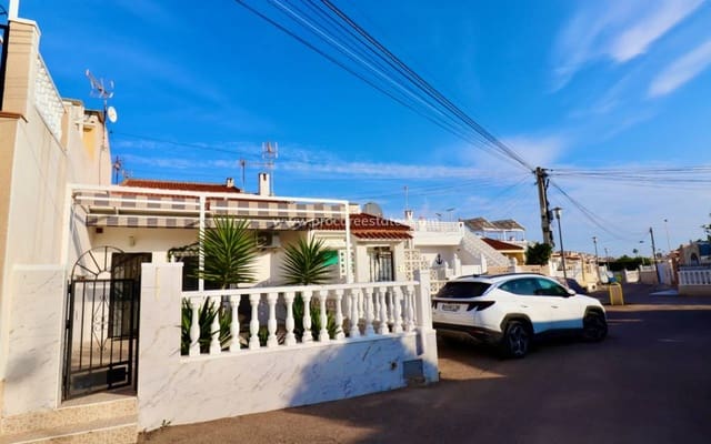 2 soverom Hus til salgs i El Chaparral, Torrevieja med svømmebasseng - € 104 950 (Ref: 9449916)