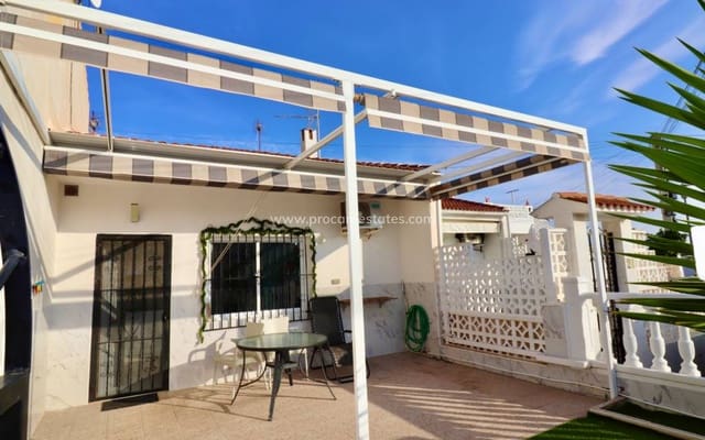 2 soverom Hus til salgs i El Chaparral, Torrevieja med svømmebasseng - € 104 950 (Ref: 9449916)