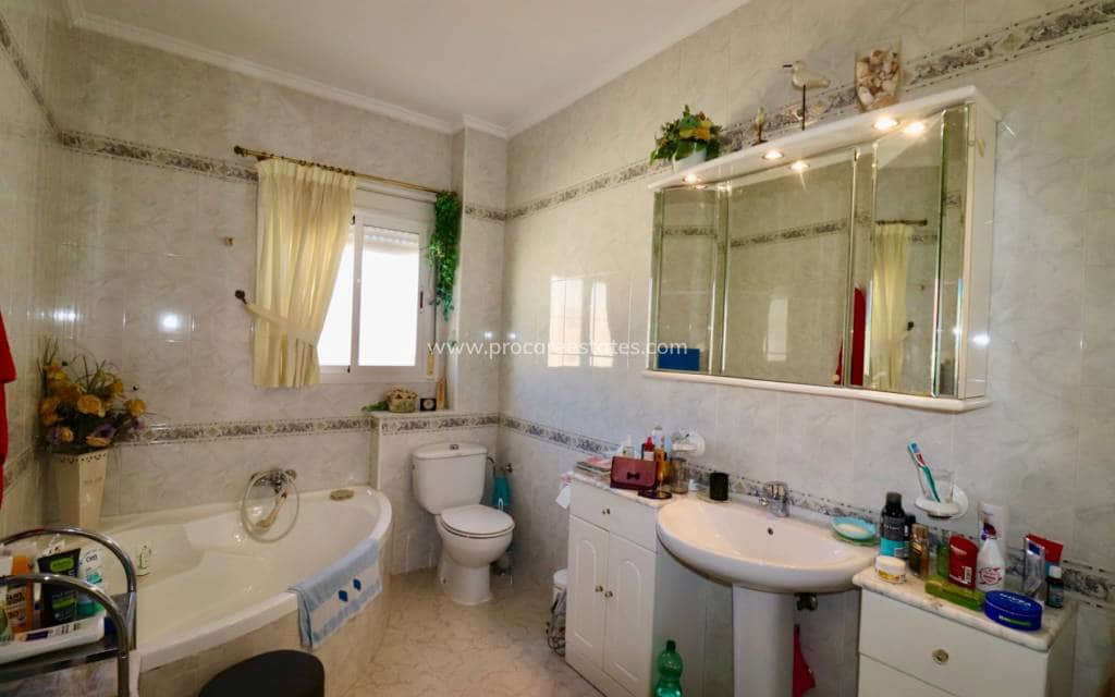 3 chambre Maison de Ville à vendre à Dona Pepa avec piscine - 249 950 € (Ref: 9500751)