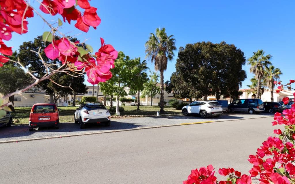 3 chambre Maison de Ville à vendre à Dona Pepa avec piscine - 249 950 € (Ref: 9500751)