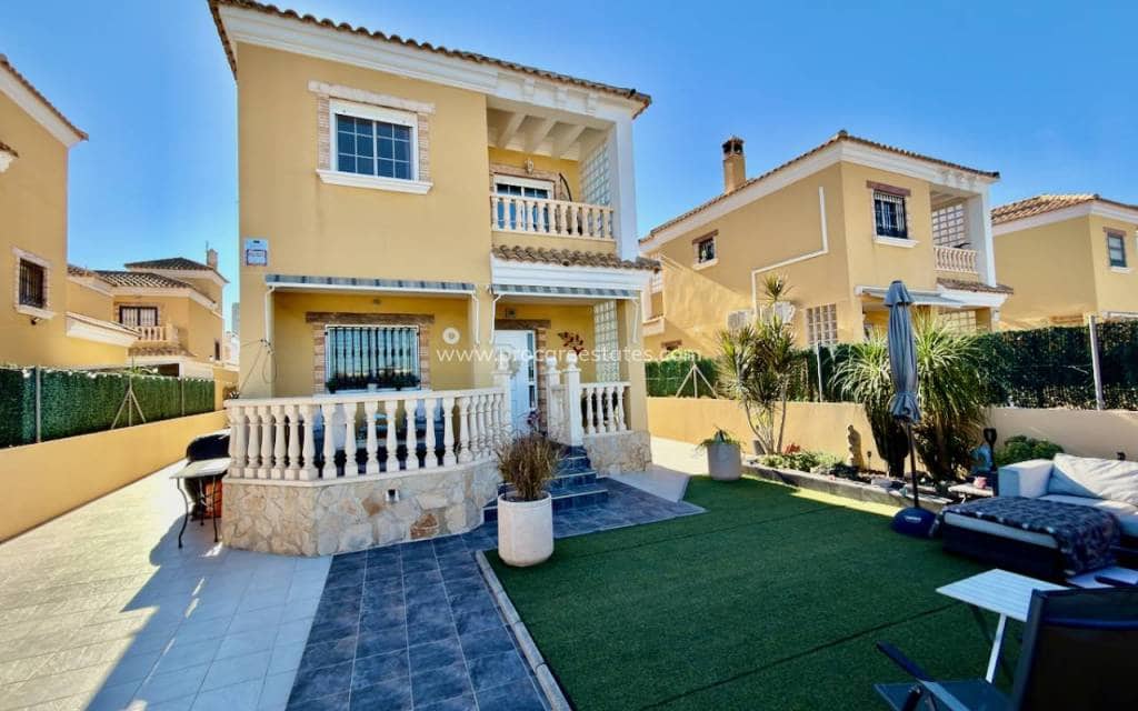 3 bedroom Villa for sale in El Raso - € 325,000 (Ref: 9503037)