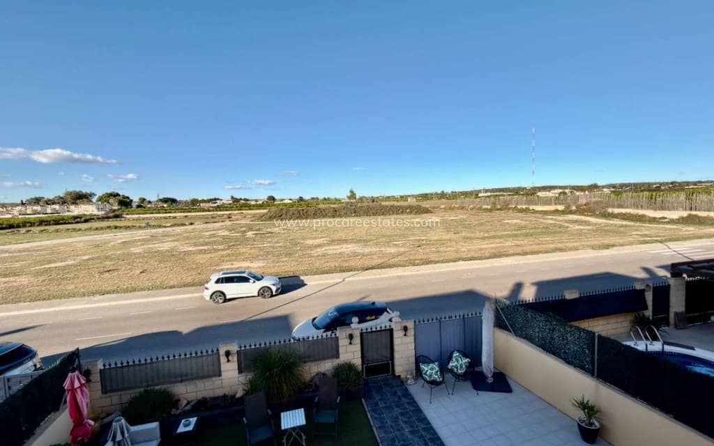 3 bedroom Villa for sale in El Raso - € 325,000 (Ref: 9503037)