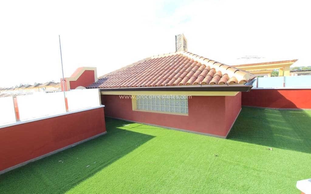 6 bedroom Villa for sale in Lo Crispin with pool - € 395,000 (Ref: 9503039)