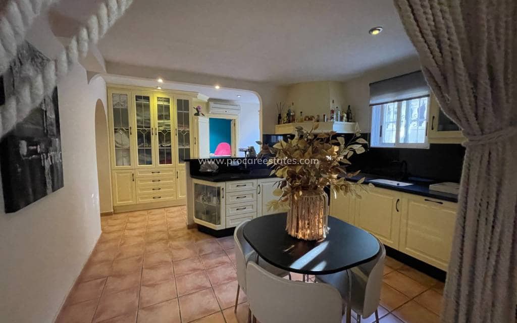 5 camera da letto Villa in vendita in Benimar con piscina - 498.000 € (Rif: 9503042)