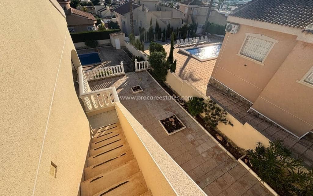 5 bedroom Villa for sale in Ciudad Quesada with pool - € 595,000 (Ref: 9503044)