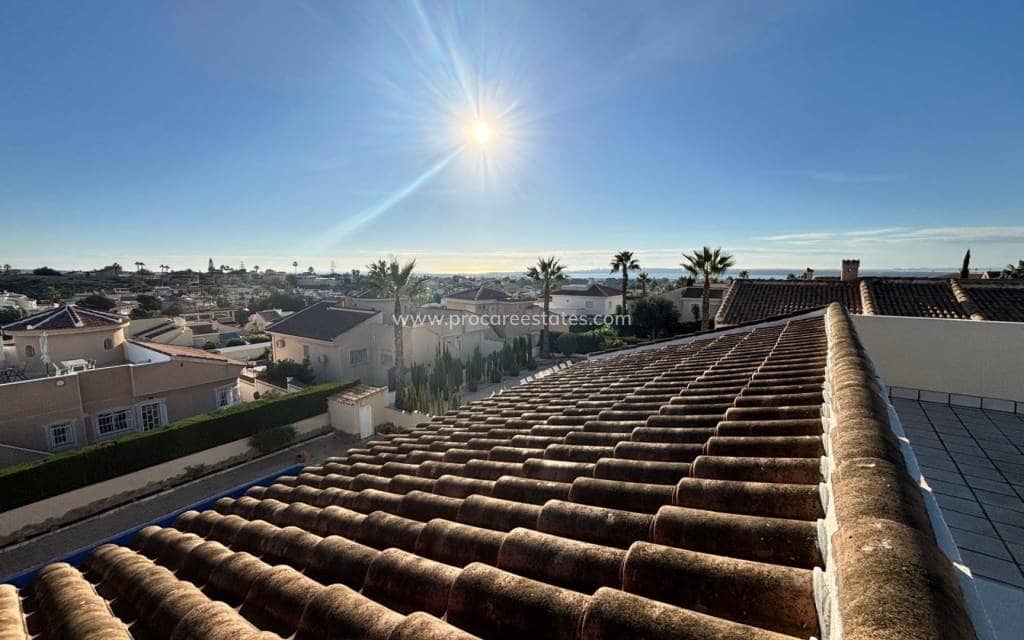 5 bedroom Villa for sale in Ciudad Quesada with pool - € 595,000 (Ref: 9503044)