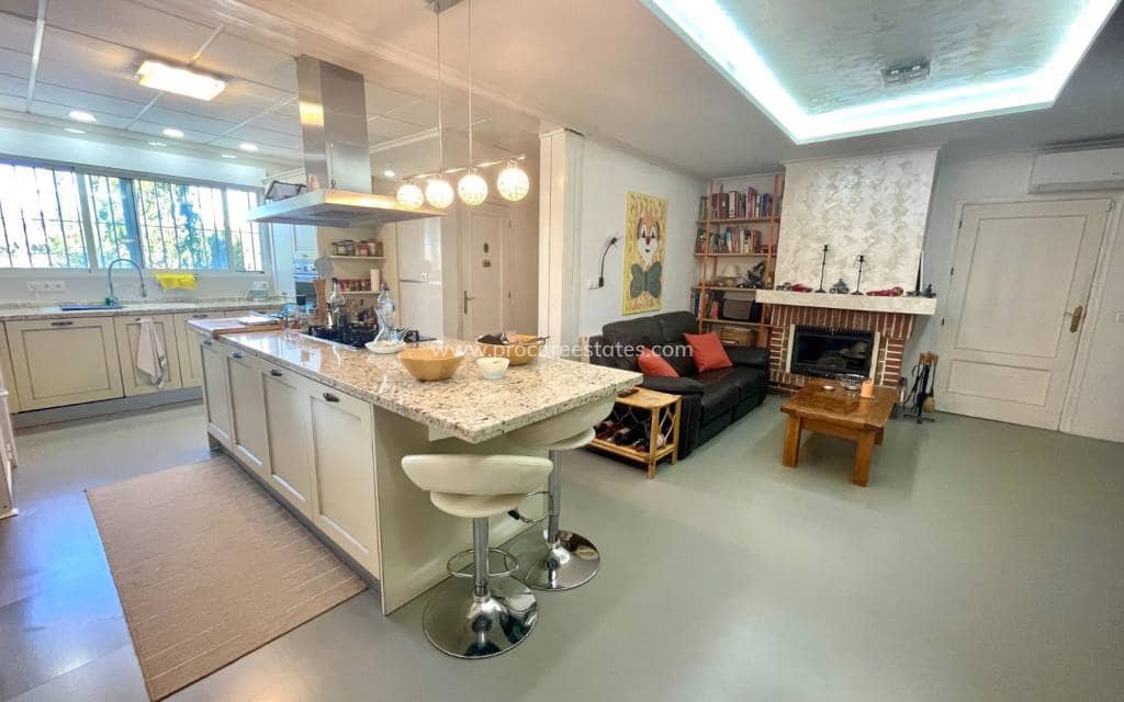 5 soverom Finca/Herregård til salgs i Crevillente / Crevillent med svømmebasseng - € 422 000 (Ref: 9503045)