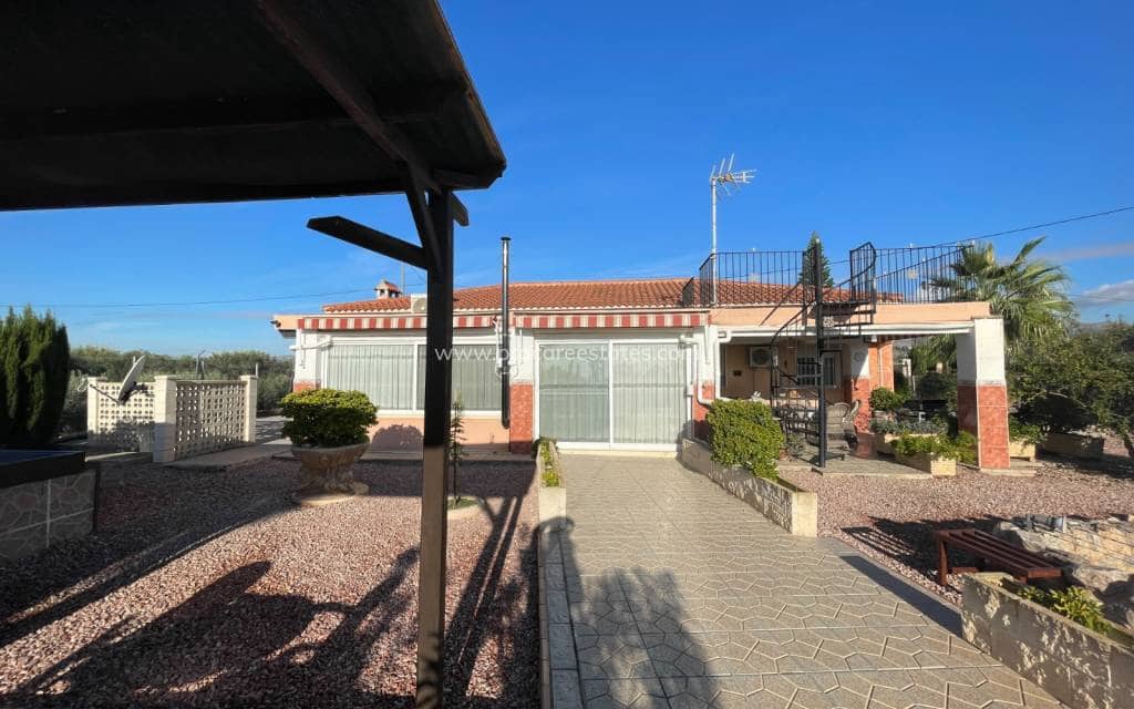 3 soverom Finca/Herregård til salgs i Crevillente / Crevillent med svømmebasseng - € 350 000 (Ref: 9503046)