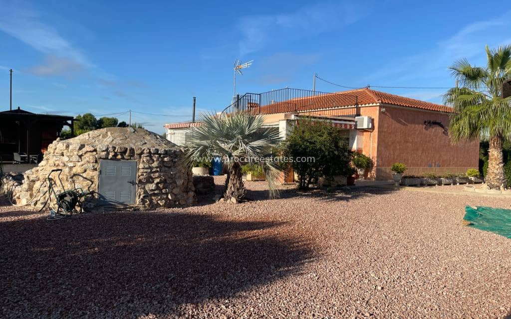 3 soverom Finca/Herregård til salgs i Crevillente / Crevillent med svømmebasseng - € 350 000 (Ref: 9503046)