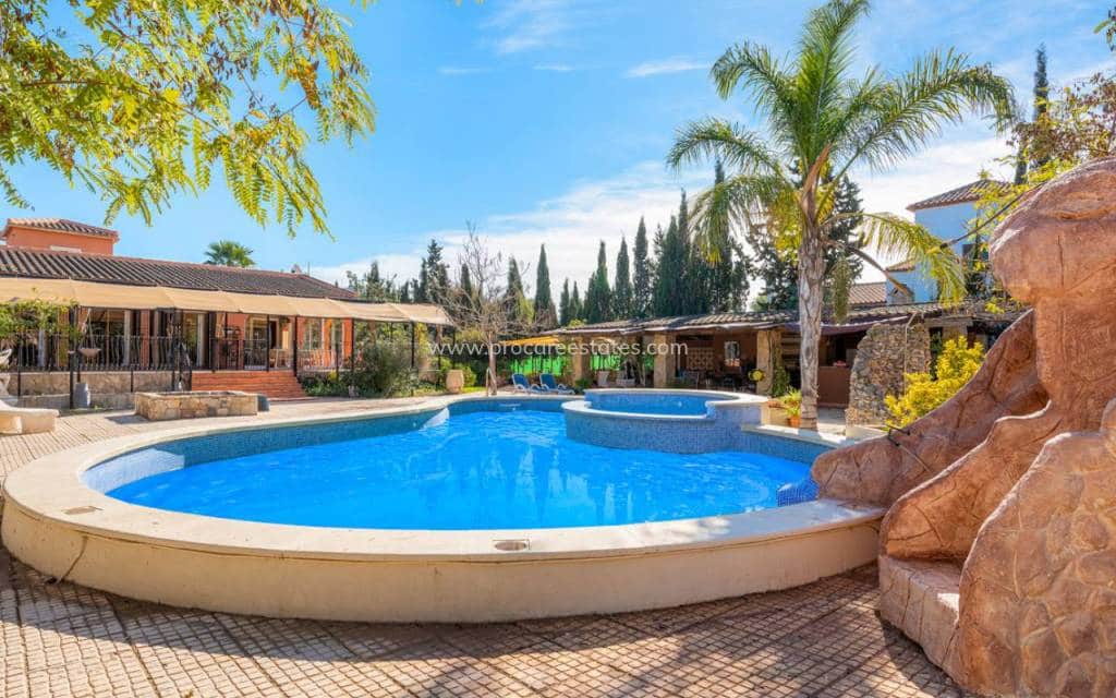 7 sypialnia Finka/Dom wiejski na sprzedaż w Catral z basenem - 975 000 € (Ref: 9503048)