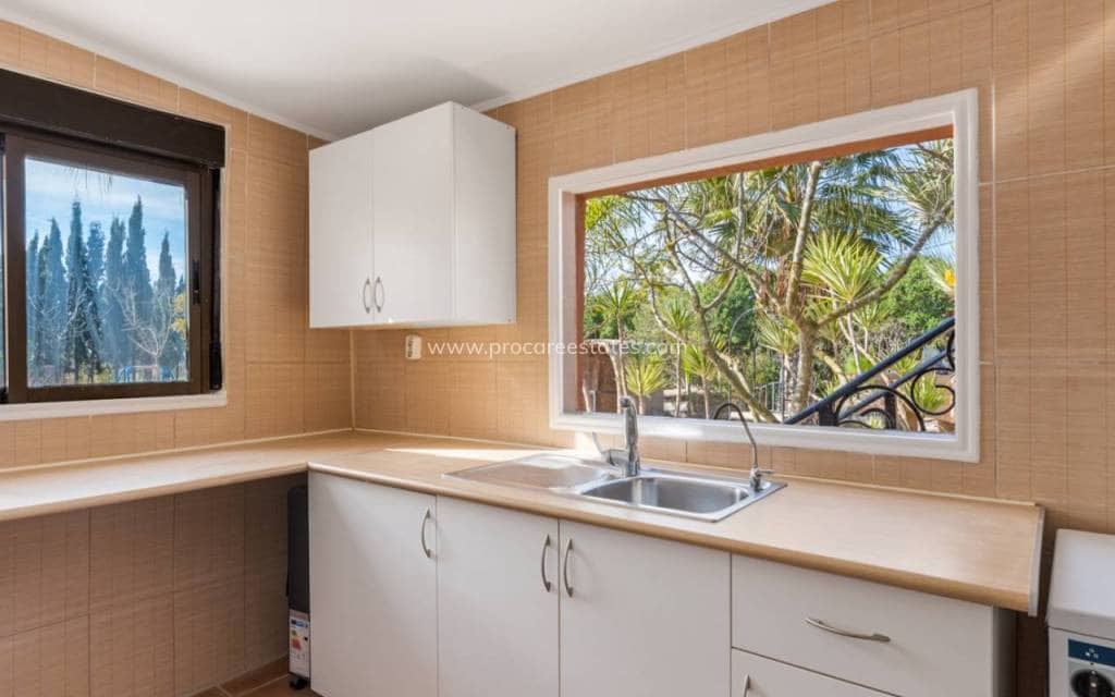 7 sypialnia Finka/Dom wiejski na sprzedaż w Catral z basenem - 975 000 € (Ref: 9503048)