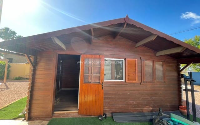 4 slaapkamer Villa te koop in Catral met zwembad - € 370.000 (Ref: 9503049)