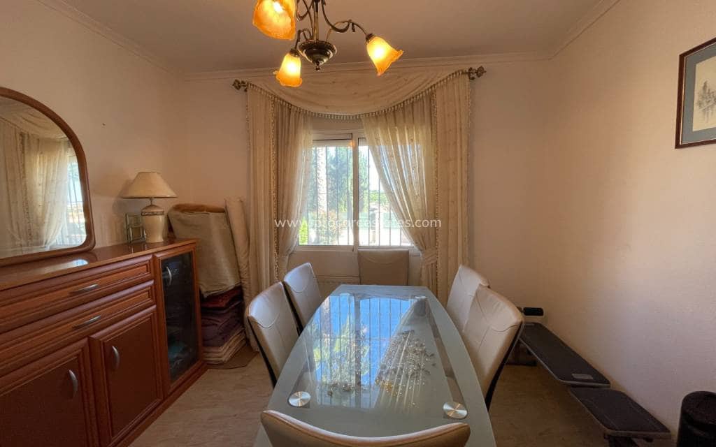 4 slaapkamer Villa te koop in Catral met zwembad - € 370.000 (Ref: 9503049)