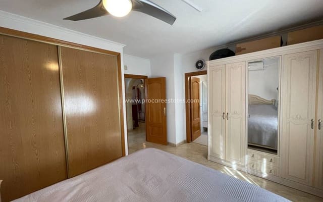 4 slaapkamer Villa te koop in Catral met zwembad - € 370.000 (Ref: 9503049)