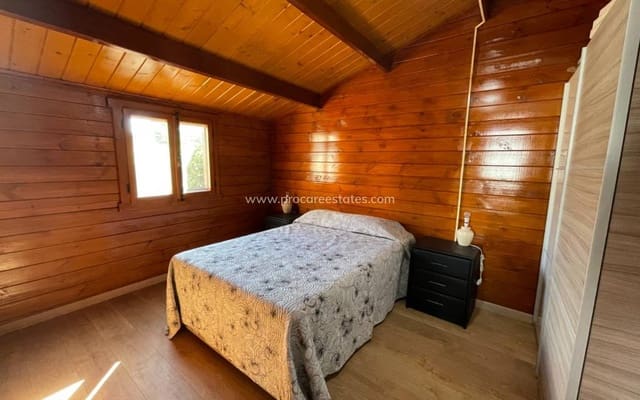 4 slaapkamer Villa te koop in Catral met zwembad - € 370.000 (Ref: 9503049)