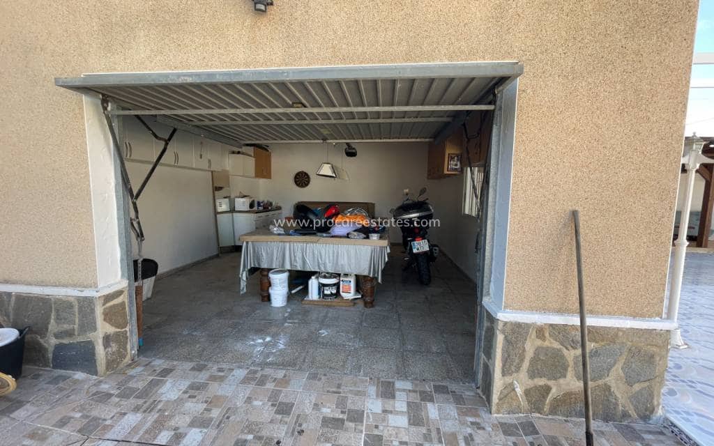 4 slaapkamer Villa te koop in Catral met zwembad - € 370.000 (Ref: 9503049)