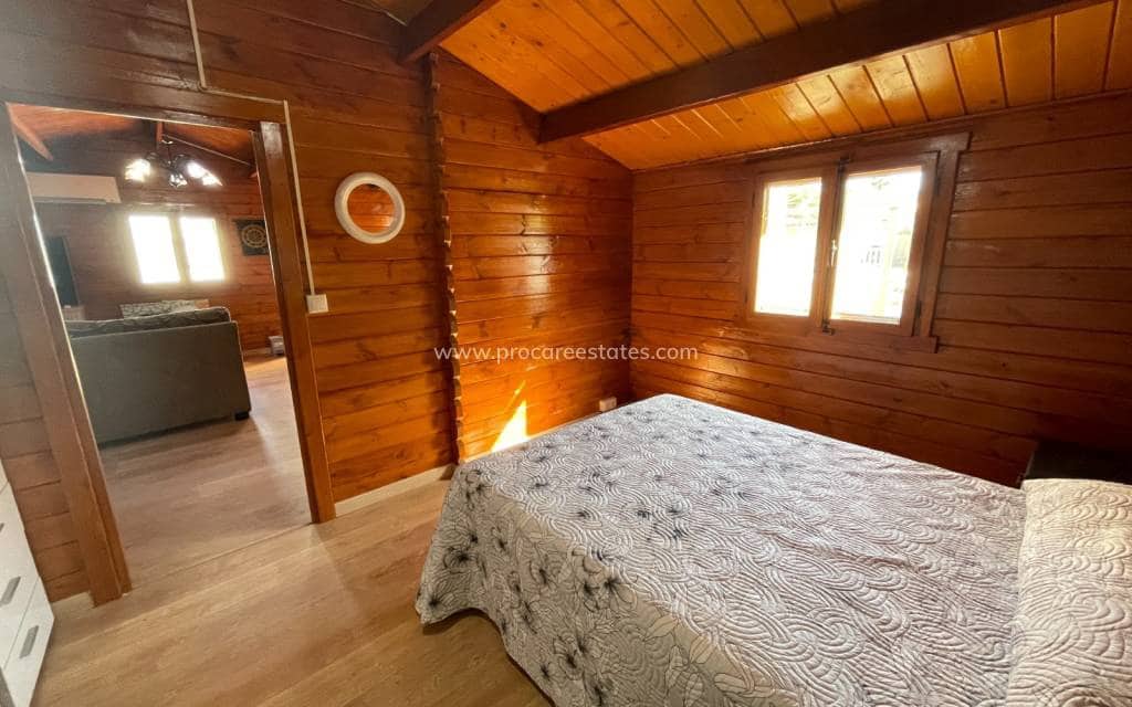 4 slaapkamer Villa te koop in Catral met zwembad - € 370.000 (Ref: 9503049)