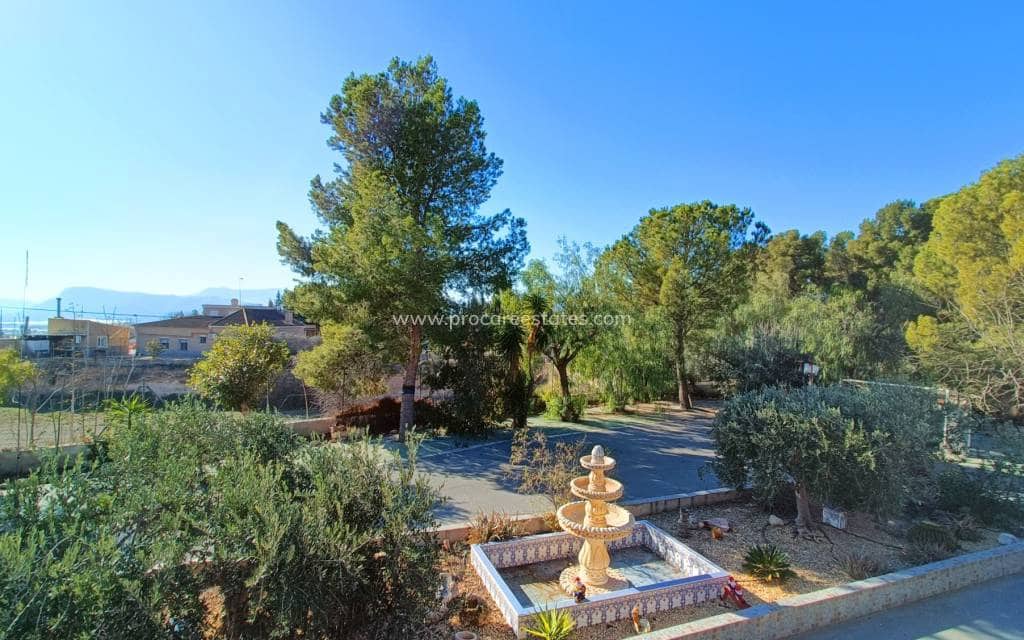 4 slaapkamer Villa te koop in La Romana met zwembad - € 320.000 (Ref: 9503050)