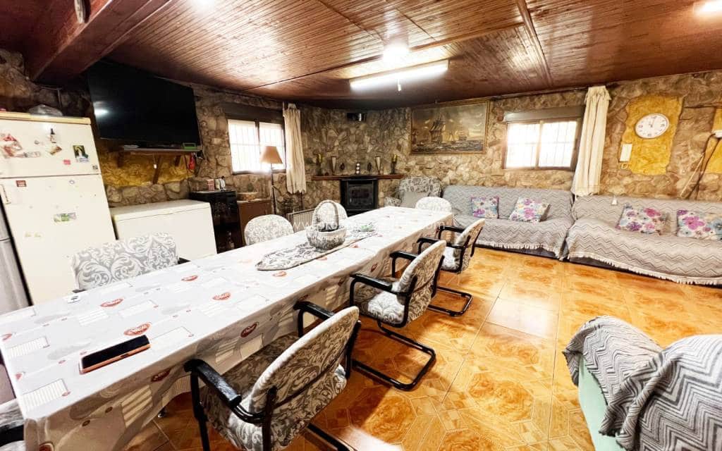 4 slaapkamer Villa te koop in La Romana met zwembad - € 320.000 (Ref: 9503050)