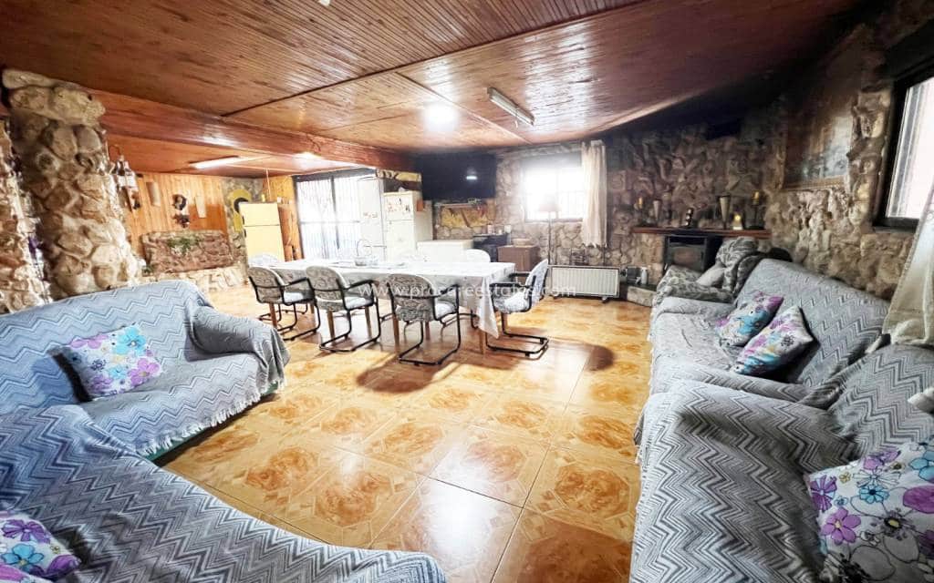 4 slaapkamer Villa te koop in La Romana met zwembad - € 320.000 (Ref: 9503050)