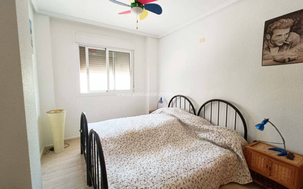 5 makuuhuone Huvila myytävänä paikassa Abanilla mukana uima-altaan - 392 000 € (Ref: 9503051)