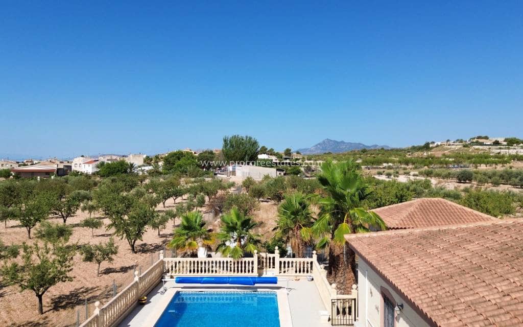 3 bedroom Villa for sale in Macisvenda with pool - € 295,000 (Ref: 9503052)