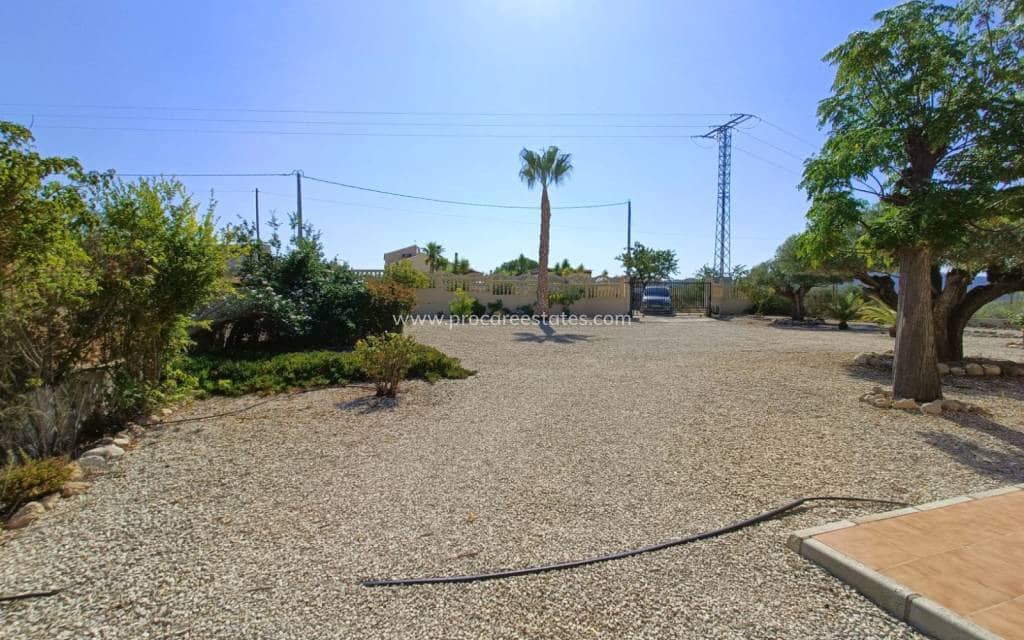 3 bedroom Villa for sale in Macisvenda with pool - € 295,000 (Ref: 9503052)