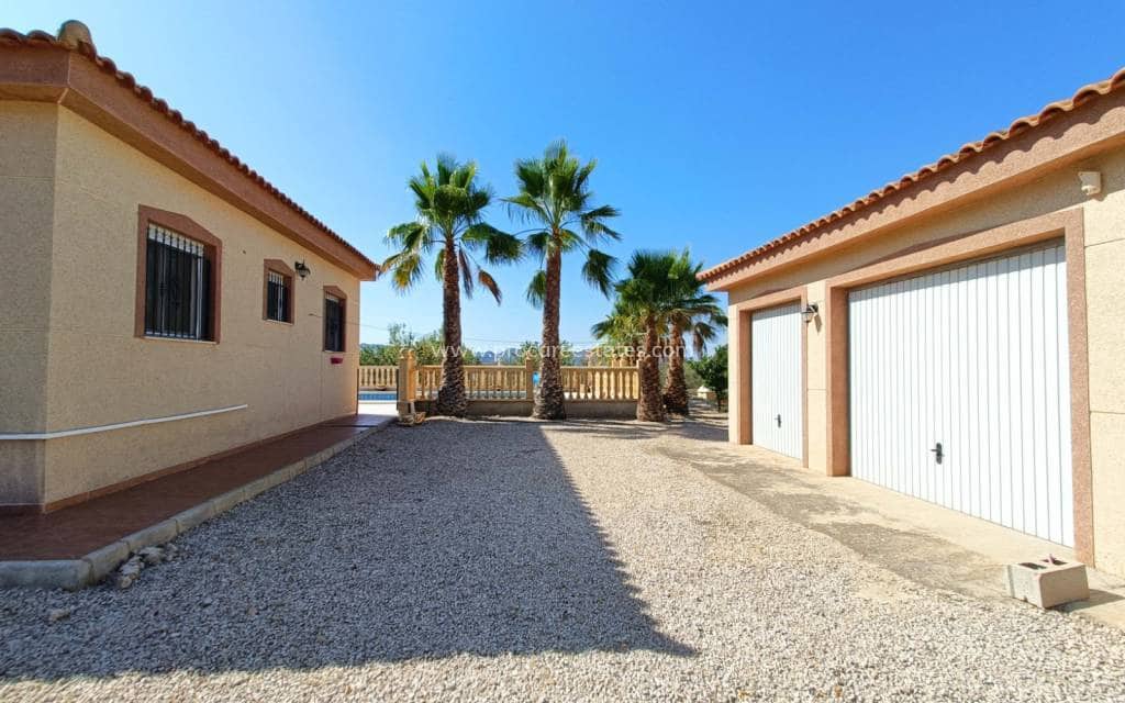 3 bedroom Villa for sale in Macisvenda with pool - € 295,000 (Ref: 9503052)