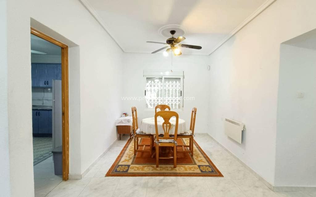 Chalet de 3 habitaciones en Albatera en venta con piscina - 259.950 € (Ref: 9503053)