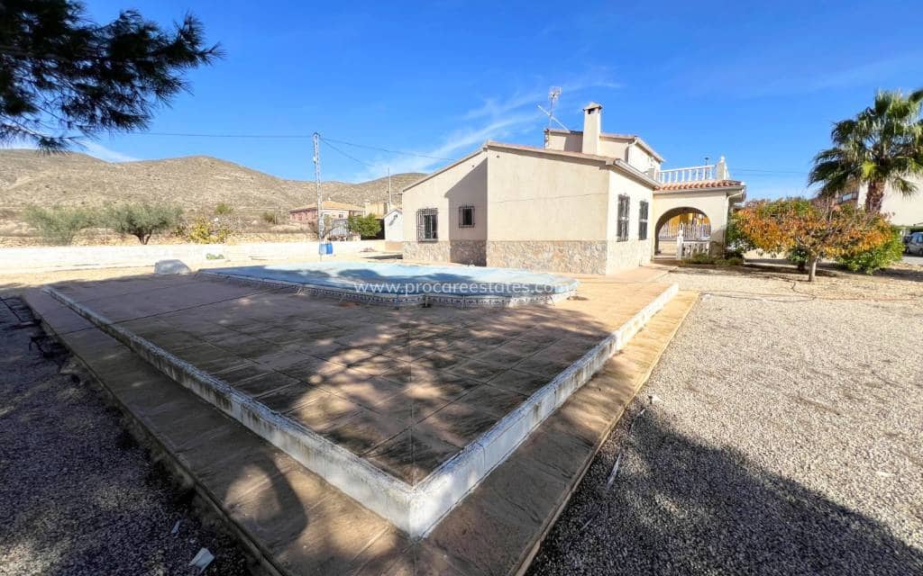 6 bedroom Villa for sale in Hondon de los Frailes with pool - € 280,000 (Ref: 9503054)