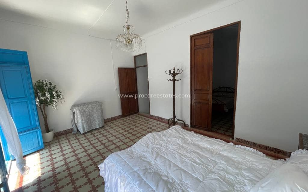 5 bedroom Townhouse for sale in Rojales - € 231,000 (Ref: 9503055)