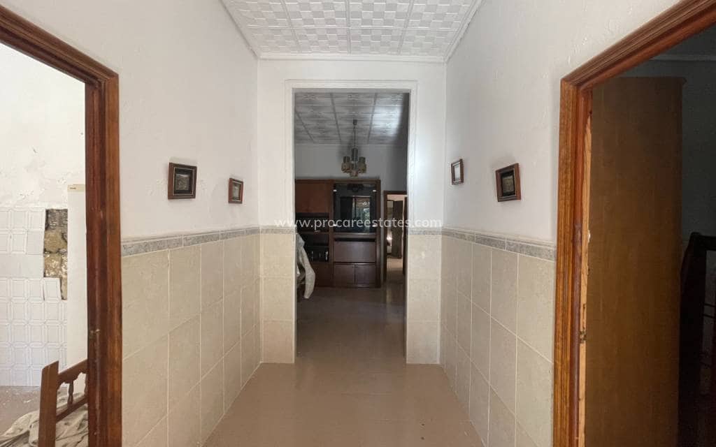 6 slaapkamer Finca/Landhuis te koop in Elche / Elx met zwembad - € 280.000 (Ref: 9503057)