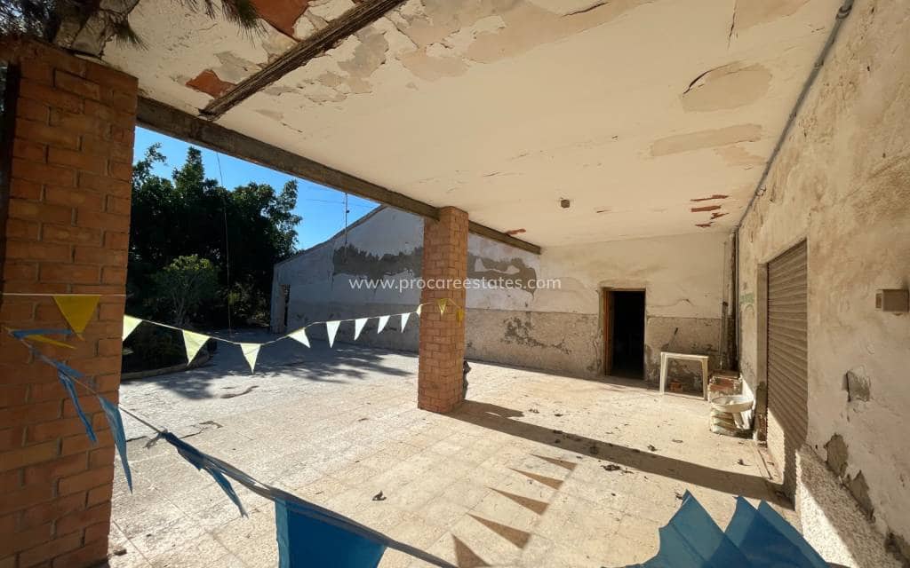 6 slaapkamer Finca/Landhuis te koop in Elche / Elx met zwembad - € 280.000 (Ref: 9503057)
