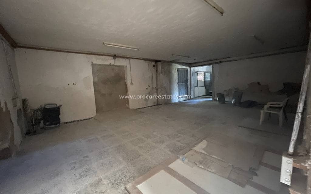 6 slaapkamer Finca/Landhuis te koop in Elche / Elx met zwembad - € 280.000 (Ref: 9503057)