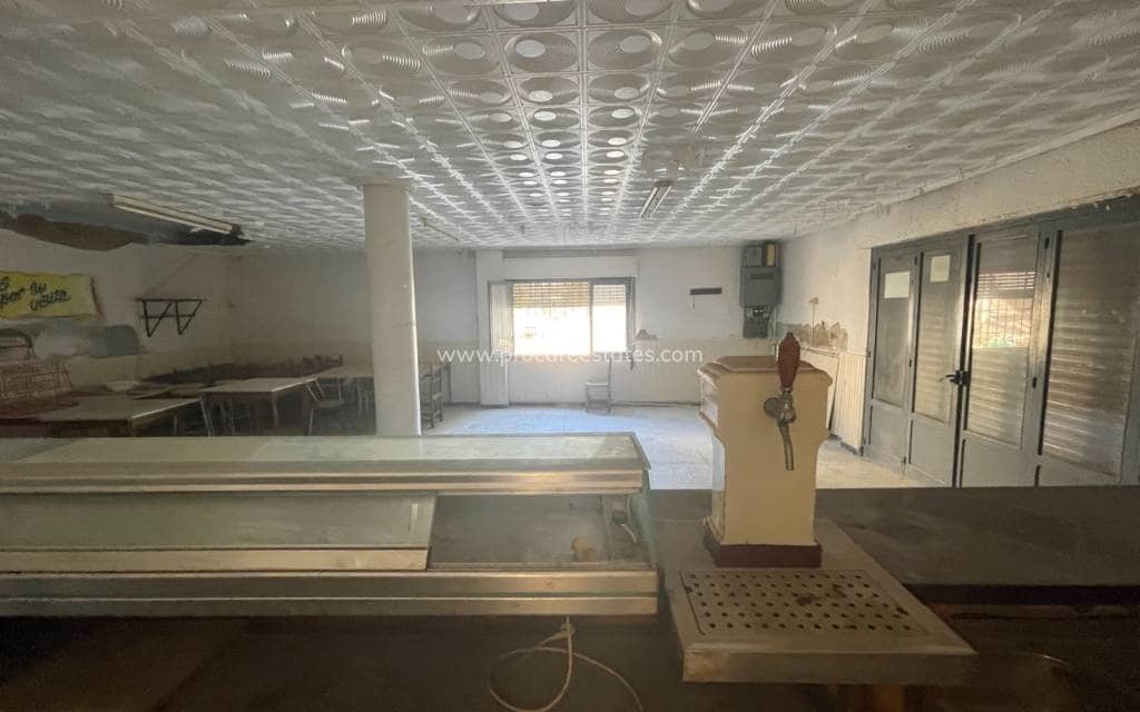 6 slaapkamer Finca/Landhuis te koop in Elche / Elx met zwembad - € 280.000 (Ref: 9503057)