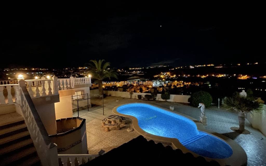 5 bedroom Villa for sale in Ciudad Quesada with pool - € 625,000 (Ref: 9503062)