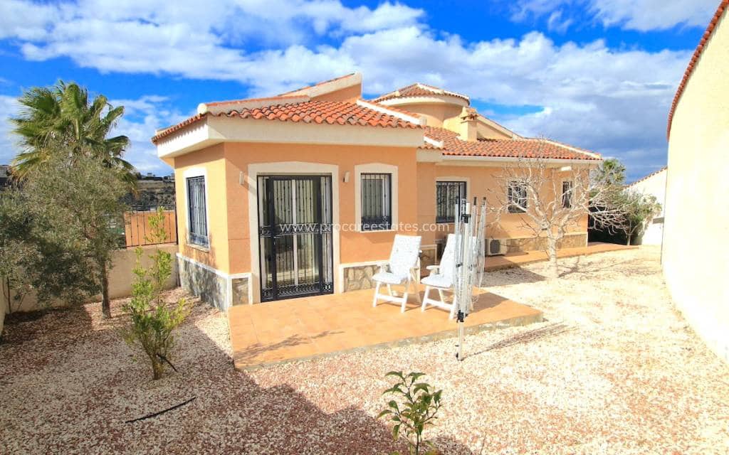 5 bedroom Villa for sale in Ciudad Quesada with pool - € 625,000 (Ref: 9503062)