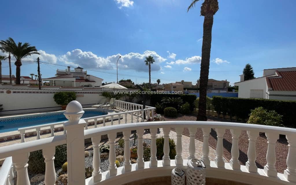 4 chambre Villa/Maison à vendre à Ciudad Quesada avec piscine - 490 000 € (Ref: 9503064)