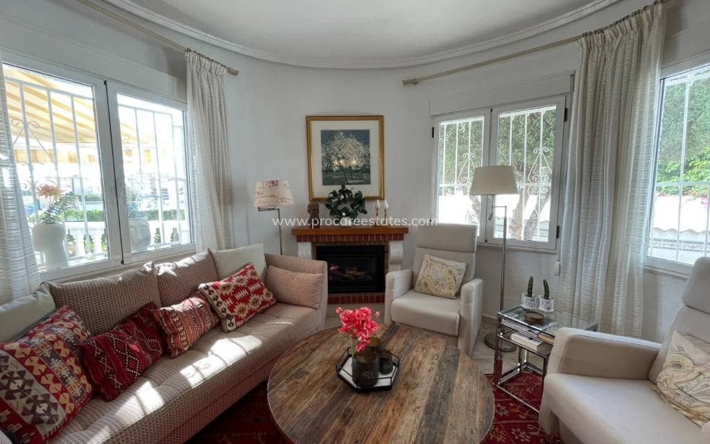 4 chambre Villa/Maison à vendre à Ciudad Quesada avec piscine - 490 000 € (Ref: 9503064)