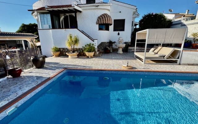 4 camera da letto Villa in vendita in Ciudad Quesada, Rojales con piscina - 650.000 € (Rif: 9503066)