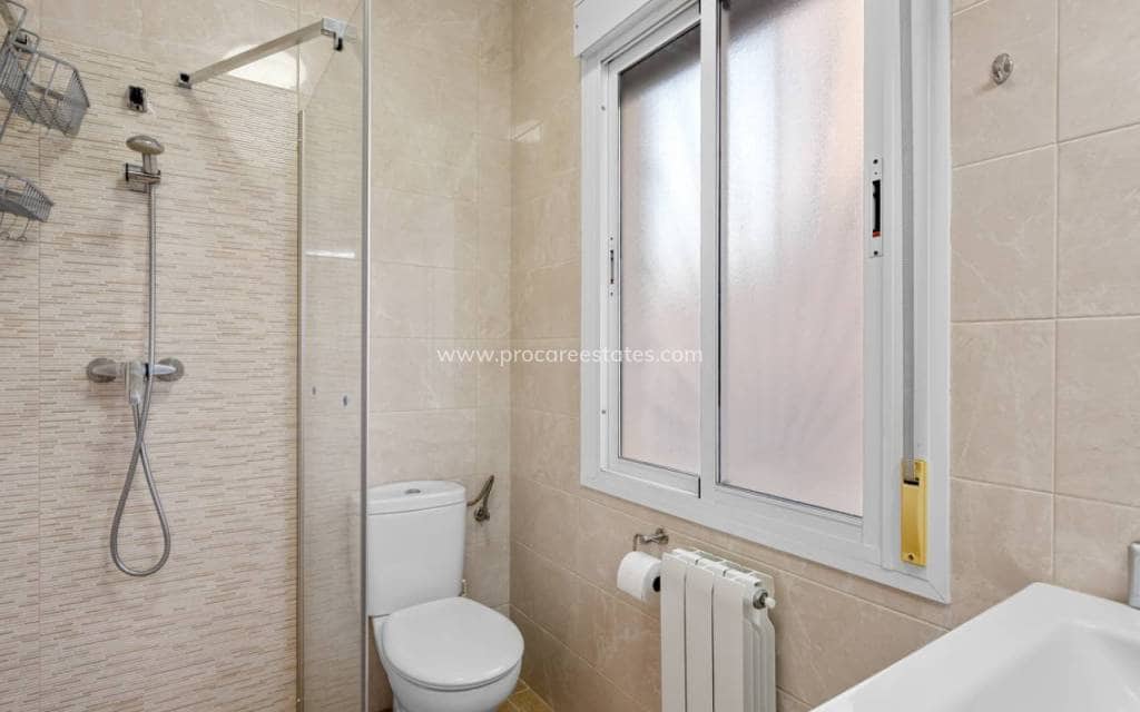 2 soverom Villa til salgs i Ciudad Quesada med svømmebasseng - € 325 000 (Ref: 9503067)