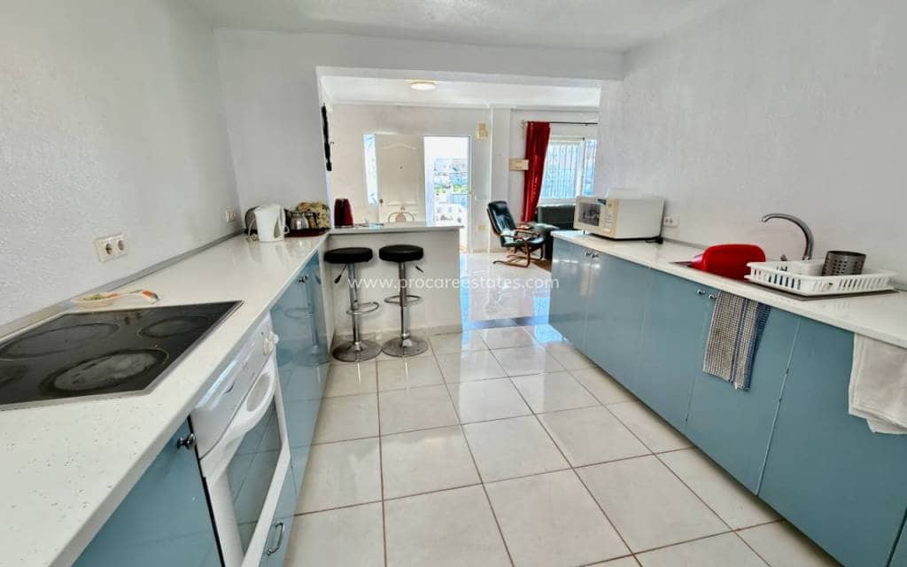 3 makuuhuone Huvila myytävänä paikassa Ciudad Quesada mukana uima-altaan - 200 000 € (Ref: 9503070)