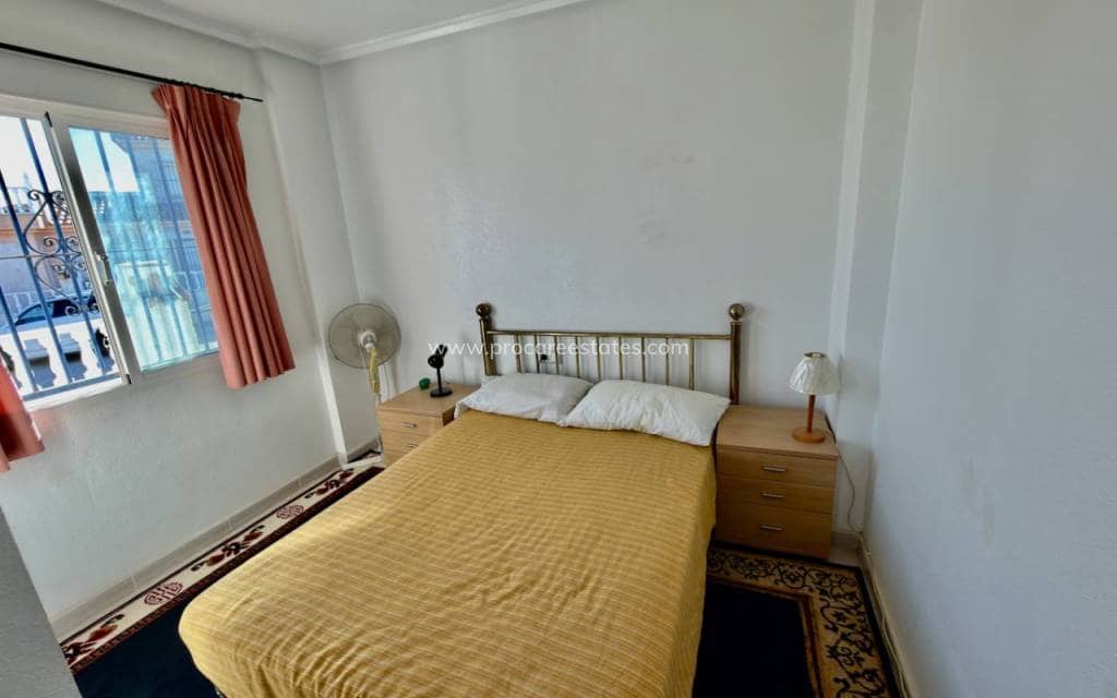 3 makuuhuone Huvila myytävänä paikassa Ciudad Quesada mukana uima-altaan - 200 000 € (Ref: 9503070)